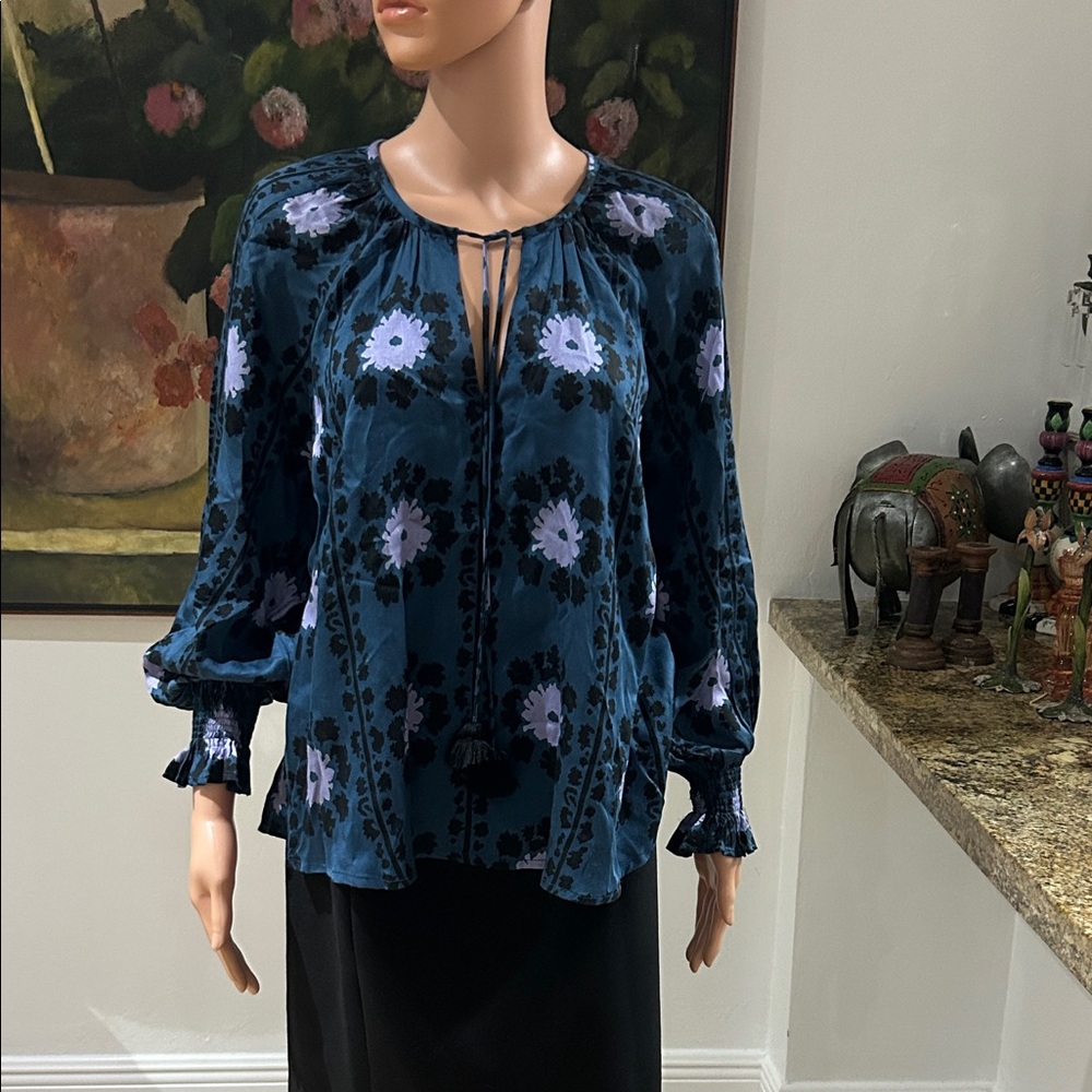 Omika floral top